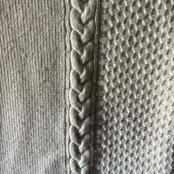 Armani Exchange | NWT Cream Cable Knit Wool Sweater | Size Medium - Picture 4 of 9